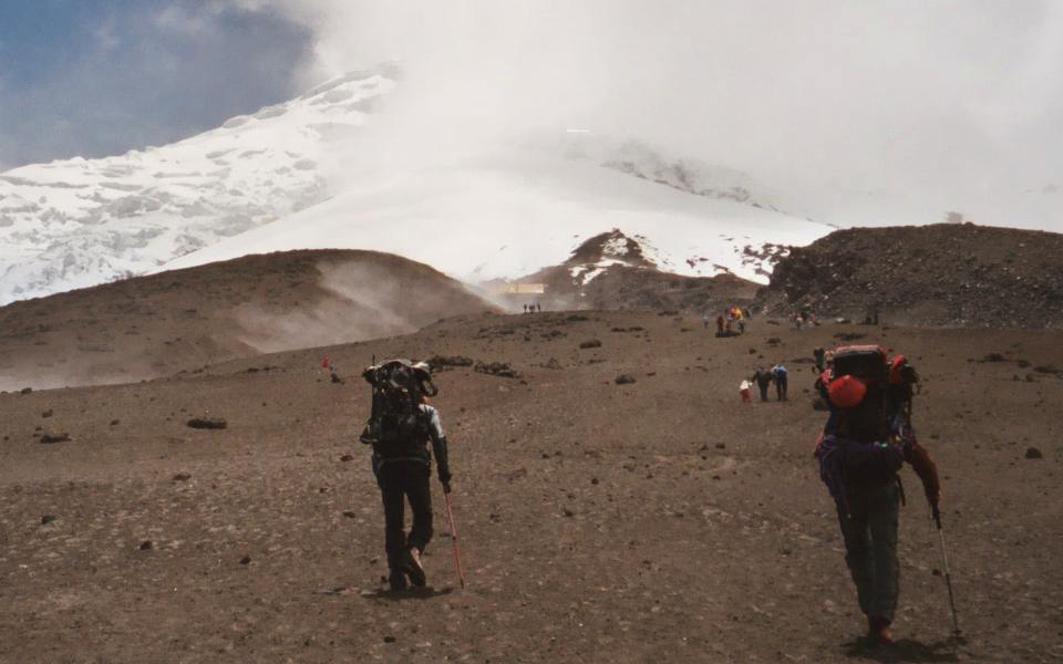 ecuadorVolcanoes5